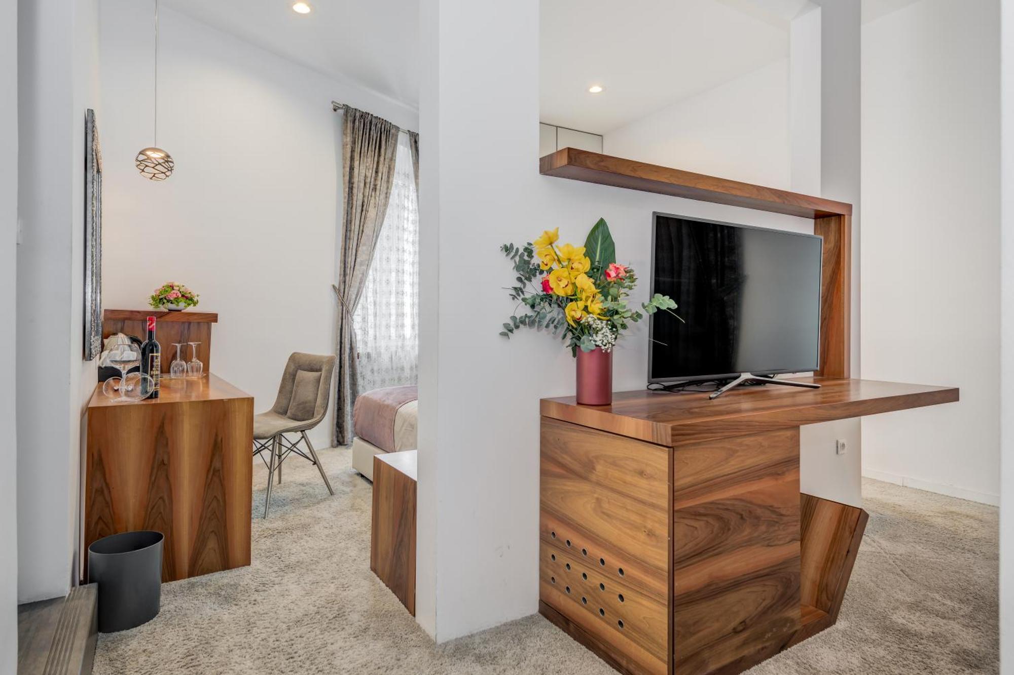 Starlight Luxury Suites Сплит Экстерьер фото