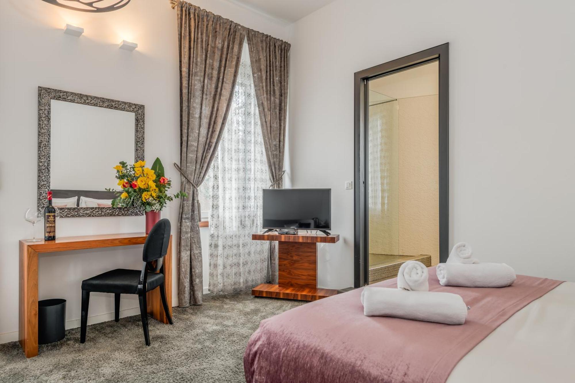 Starlight Luxury Suites Сплит Экстерьер фото