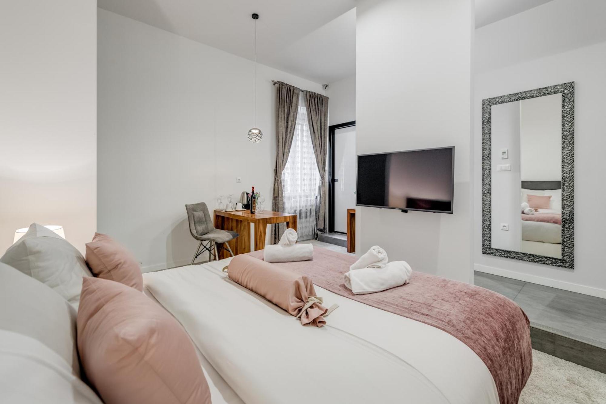 Starlight Luxury Suites Сплит Экстерьер фото