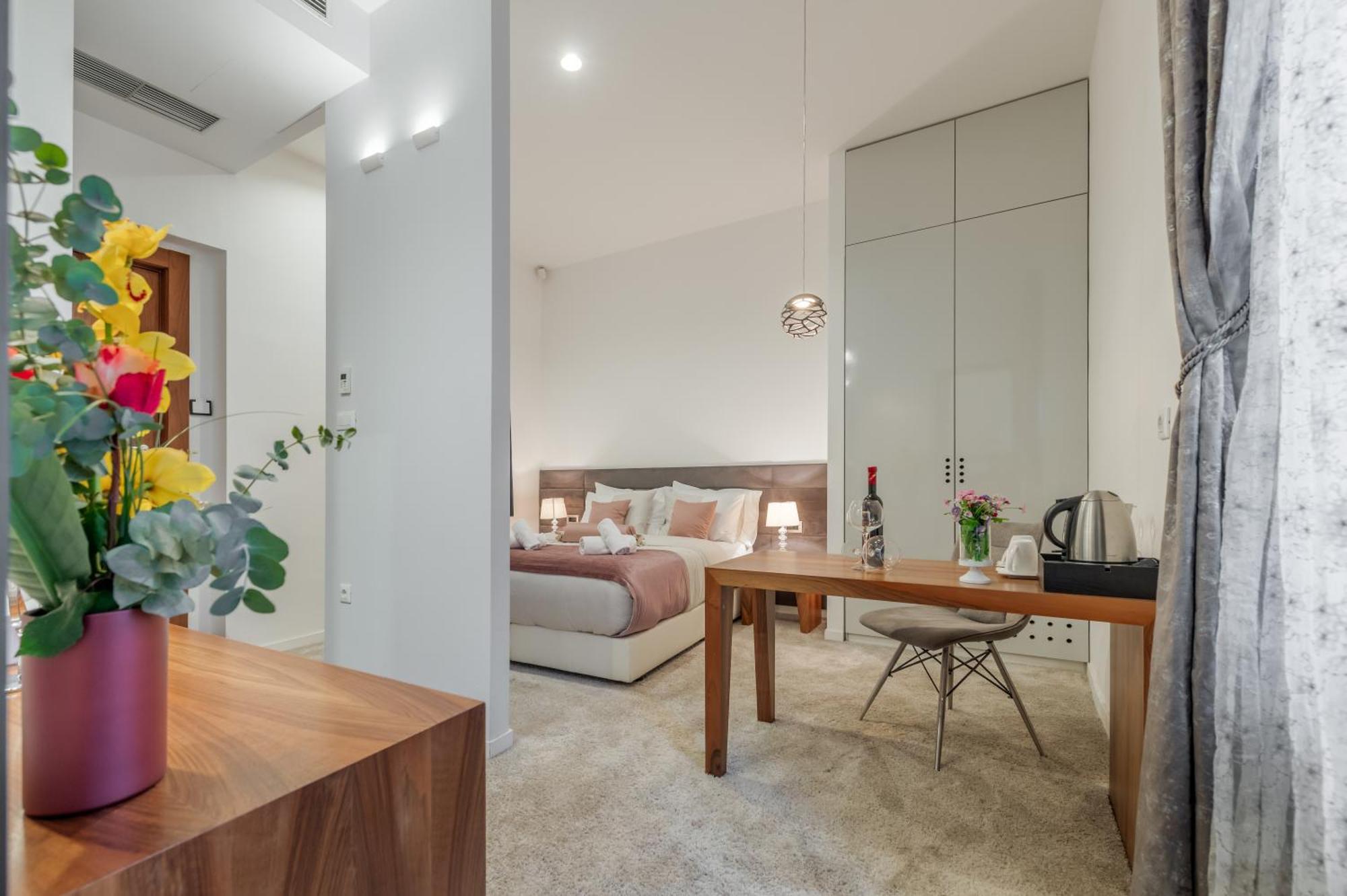 Starlight Luxury Suites Сплит Экстерьер фото